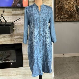 Reba Embroidered Denim‎ Dress. Size S